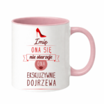 Kubek z dowolnym imieniem ,,Ona się nie starzeje"