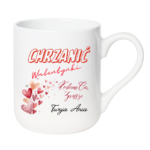 Kubek z napisem „Chrzanić Walentynki – kocham Cię zawsze. Twoja/Twój [imię]” to idealny prezent dla tych, którzy nie potrzebują święta, żeby mówić o uczuciach. Bez lukru, bez serduszek na siłę – za to szczerze i od serca. Bo miłość nie jest na jeden dzień w roku. Jest na zwykłe poranki, wspólną kawę i codzienne „dobrze, że jesteś”