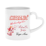 Kubek z napisem „Chrzanić Walentynki – kocham Cię zawsze. Twoja/Twój [imię]” to idealny prezent dla tych, którzy nie potrzebują święta, żeby mówić o uczuciach. Bez lukru, bez serduszek na siłę – za to szczerze i od serca. Bo miłość nie jest na jeden dzień w roku. Jest na zwykłe poranki, wspólną kawę i codzienne „dobrze, że jesteś”